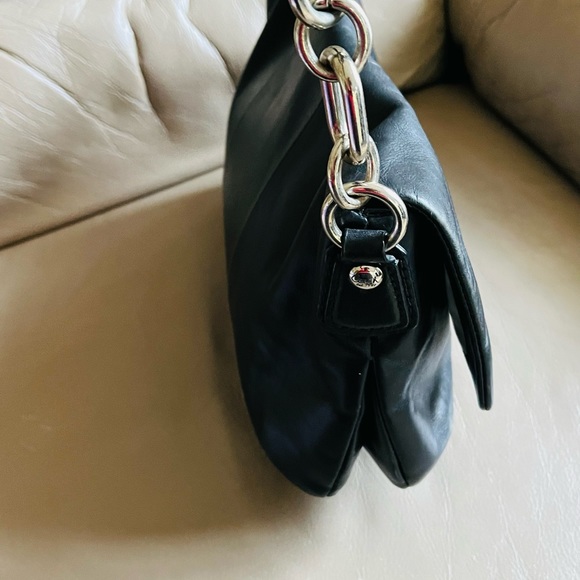 Authentic Coach handbag - Picture 4 of 15